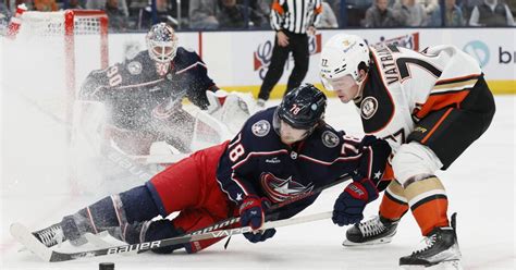 Blue Jackets defenseman Damon Severson is expected to miss six weeks with an oblique injury